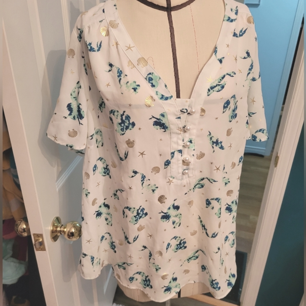 Disney the little mermaid White Seashell & Sea Life Print Short Sleeve Blouse